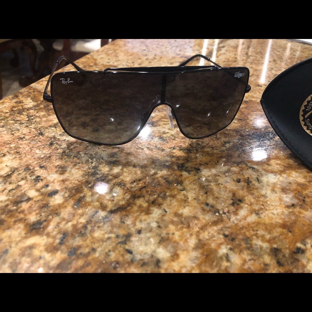Ray ban Wings